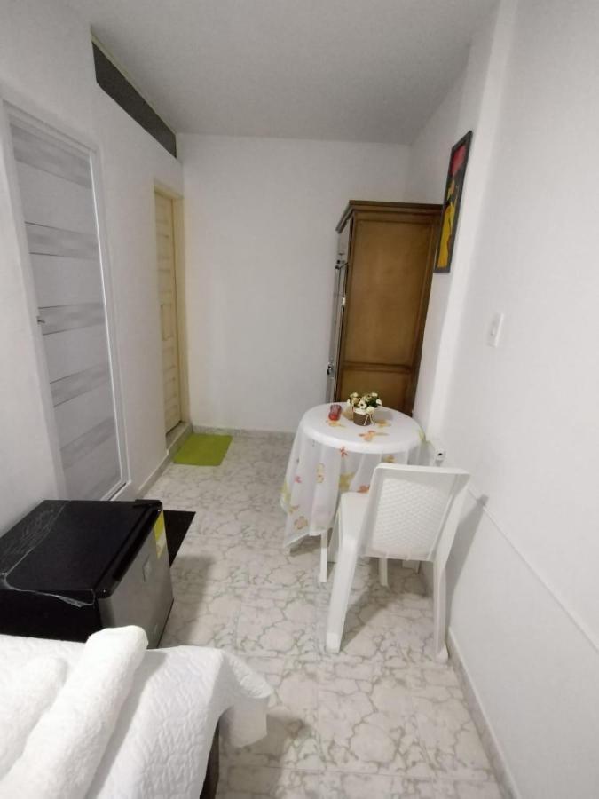 Habitacion Cerca De La Universidad Del Sinu Cartagena Bagian luar foto