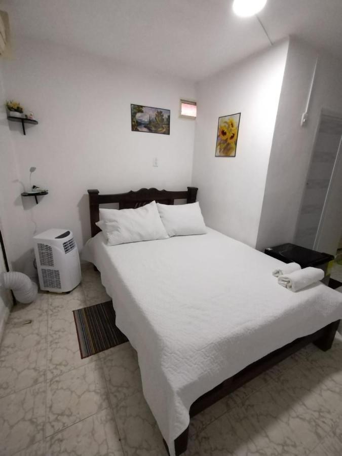 Habitacion Cerca De La Universidad Del Sinu Cartagena Bagian luar foto